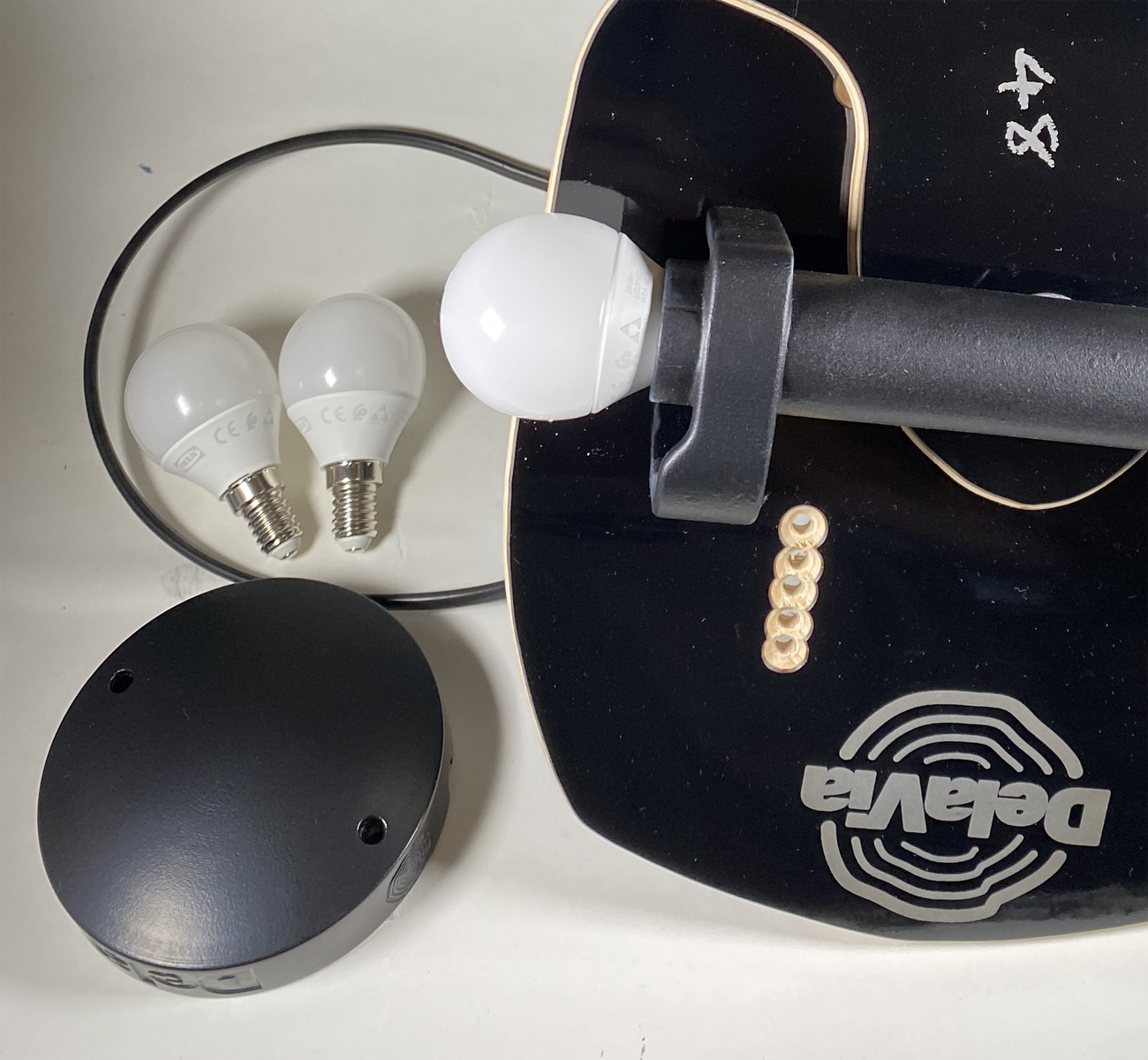 DelaVia "Stereo" LIGHT Streetboard Lampe