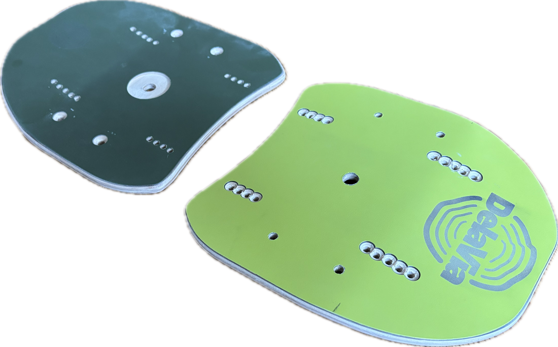 DelaVia &quot;Mono Lime&quot; S Streetboard Plates