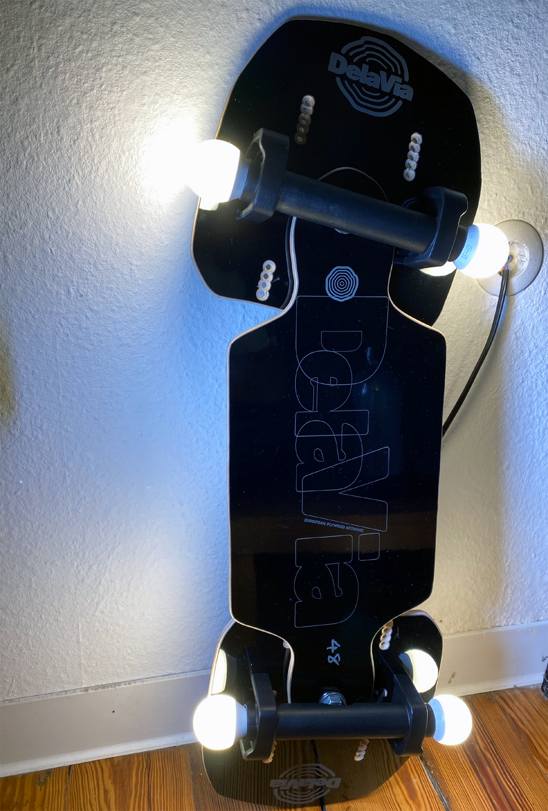 DelaVia &quot;Stereo&quot; LIGHT Streetboard Lampe